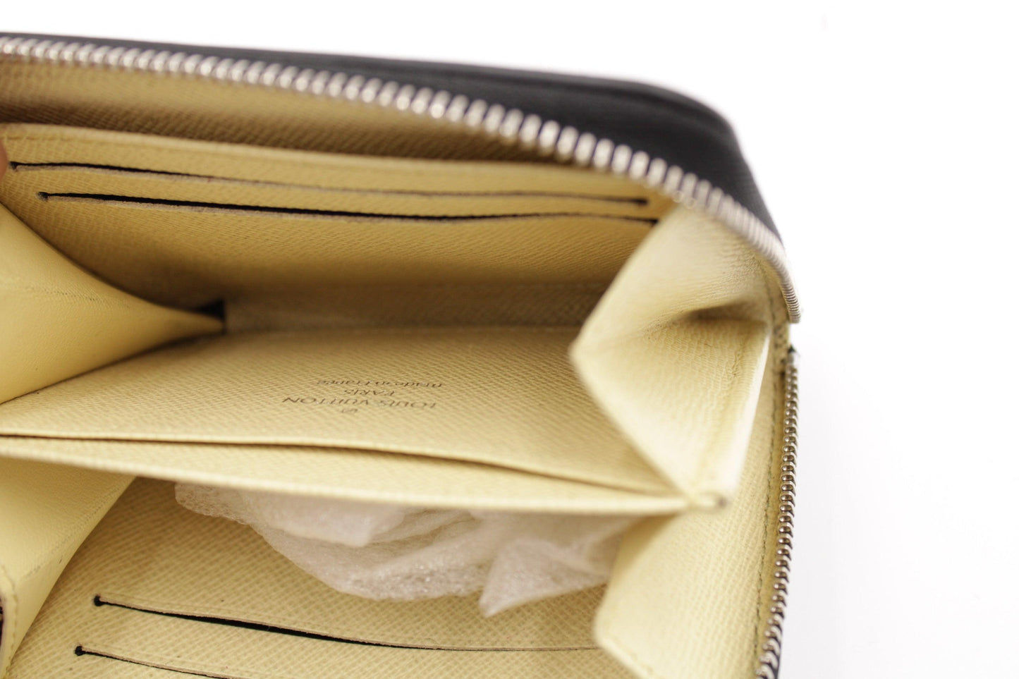 Limited Zippy Wallet LV Pop Hologram